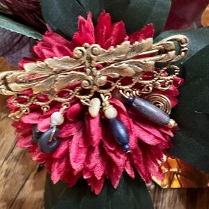 Vintage Victorian Style Brooch Bar with Dangling Beads & Charms